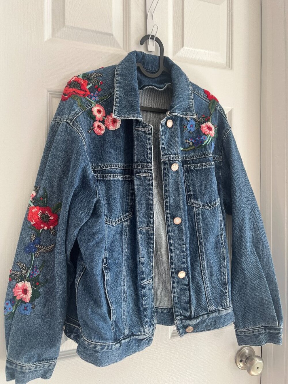 Ochirly Embroidered Floral Dragonfly Denim Jacket (Sz M)
